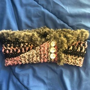 Handmade earwarmer with faux fur